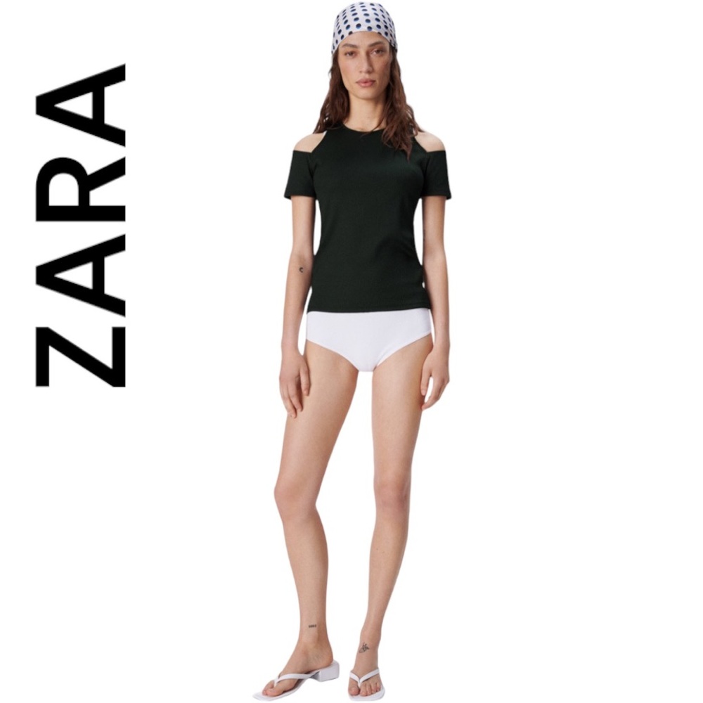 Zara Cut out shoulder short sleeves Black cold shoulder small